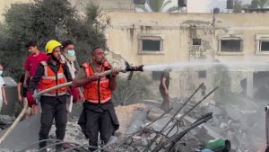 2023 10 15t091227z 1 Lop016315102023rp1 Rtrmadp Baseimage 960x540 Israel Palestinians Gaza House Search.jpg