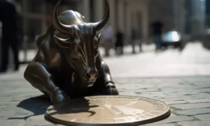 Ambcrypto A Litecoin Coin In Front Of The Big Bronze Bull In Ne 6fe57371 2c5c 4c1e 8e06 A8313835fcb7 1200x900 1000x600.webp.webp