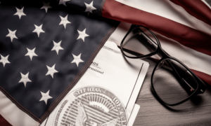 Ambcrypto Sec Document Over Us Flag 97fbaef3 9cc9 4ff5 9378 2831d6f95691 1 1000x600.png