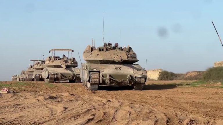 2023 11 24t071046z 1 Lop066724112023rp1 Rtrmadp Baseimage 960x540 Israel Palestinians Tanks Convoy.jpg