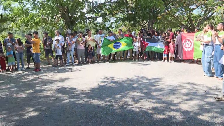 Br Cnn 151123 Bts Clean Frame 88135.jpeg