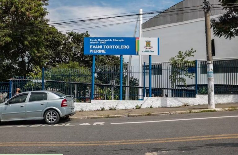 Escola Carapicuiba.jpg