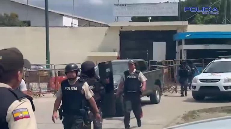 2024 01 13t230159z 1 Lop210213012024rp1 Rtrmadp Baseimage 960x540 Ecuador Violence Hostages.jpg