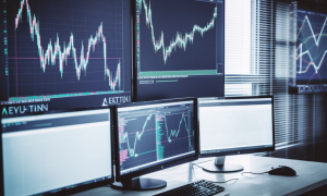 Ambcrypto Ethereum Logo On The Wall Computers With Trading Char F67d666d 42ba 4118 8822 16ba751dc2d7 1000x600.png