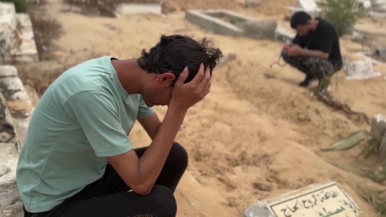 2024 04 26t131003z 2 Lop812426042024rp1 Rtrmadp Baseimage 960x540 Israel Palestinians Gaza Baby.jpg