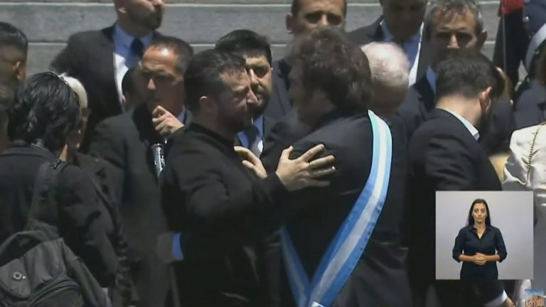 Br Cnn 101223 Agr Manha Clean Frame 313800.jpeg