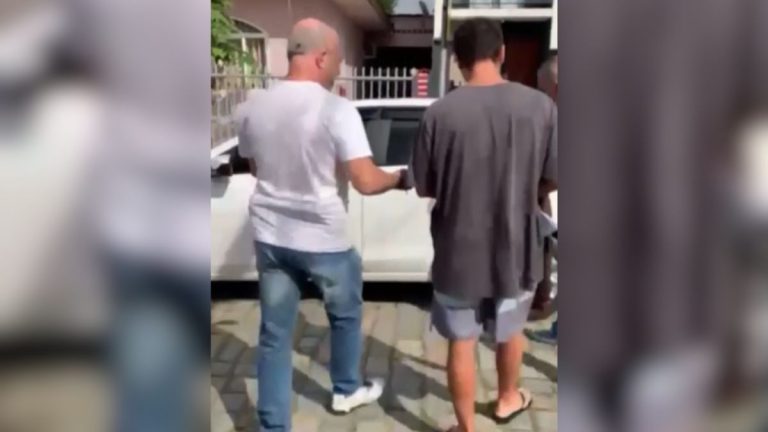 Pais Ame Jonatas Presos Joinville 2.jpg