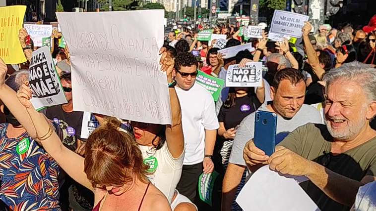 Manifestacao Sp E1718489218998.png