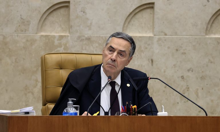 ‘Queimadas criminosas’, diz Barroso ao convocar Judiciário a endurecer o combate a crimes ambientais