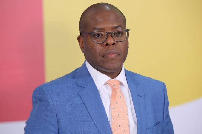 André Mendonça abre inquérito contra Silvio Almeida no STF