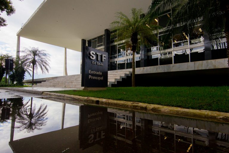 Supremo suspende lei que fixa penas para invasor de propriedade privada