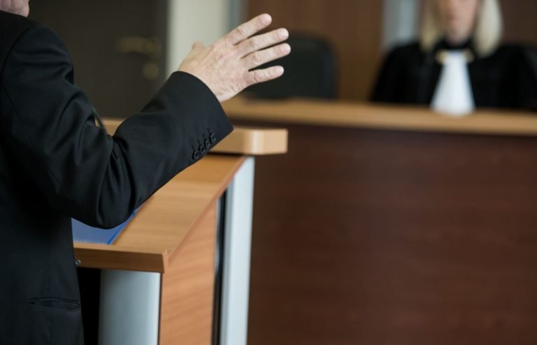 Trabalhador é condenado por litigância de má-fé após alegar acidente sem provas