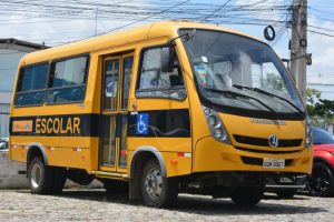 Justiça obriga município a ampliar frota de transporte escolar rural