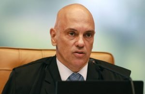 Alexandre de Moraes aplica multa diária de R$ 5 milhões ao X por burlar bloqueio judicial
