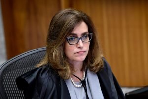 Existência de grupo econômico não basta para desconsideração da personalidade jurídica e extensão da falência, entende STJ