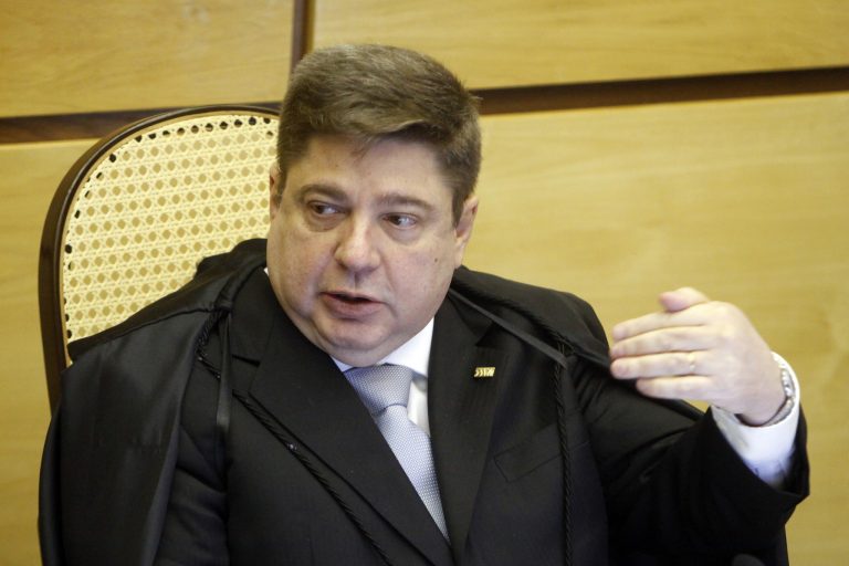 TSE mantém mandatos do governador de Rondônia e vice por unanimidade