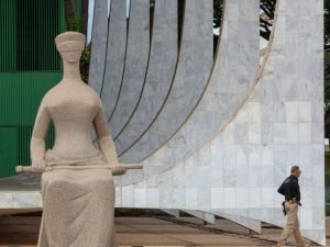 STJ volta a julgar litigância predatória; pedido de vista adia análise