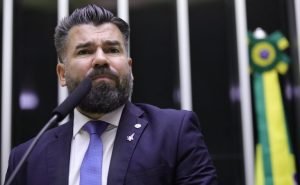 Projeto de Lei autoriza delegado a pedir medida cautelar e protetiva direto à Justiça