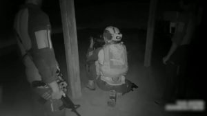 Soldados Israelenses Durante Treinamento Noturno As Vesperas Da Incursao Terrestre No Libano Em 1o D.jpeg