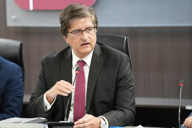 PGR apoia competência da Justiça Comum para julgar contratos de franquia