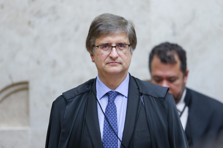 PGR recorre de decisão de Gilmar Mendes que anulou condenações de José Dirceu