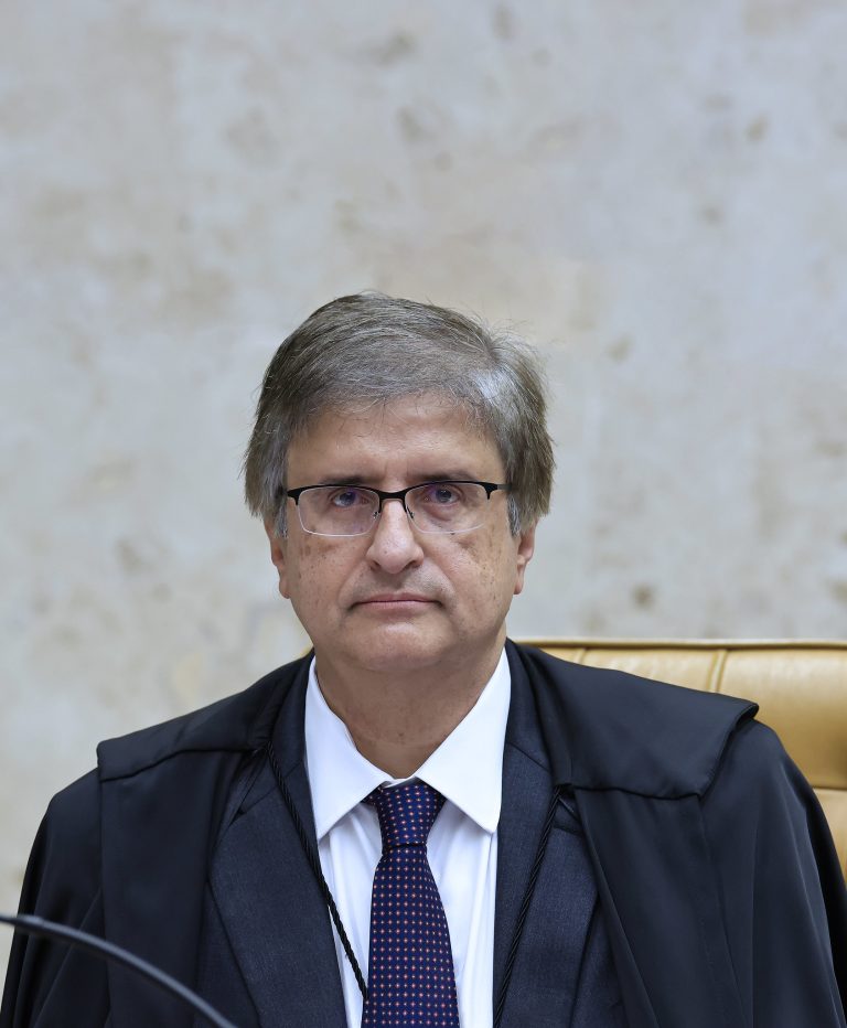 PGR defende que Justiça comum julgue vínculo empregatício em contratos de franquias