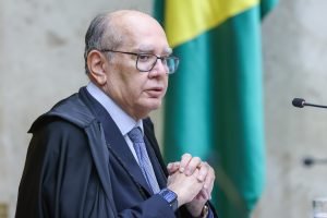 Gilmar Mendes propõe limitar preferência de honorários advocatícios sobre crédito tributário a 150 salários mínimos