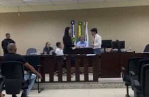 Promotora acusa advogados de seguirem “código da bandidagem” durante audiência