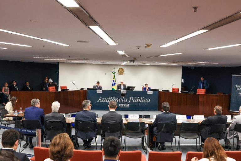 STF realiza audiência pública sobre isenção de impostos para agrotóxicos 