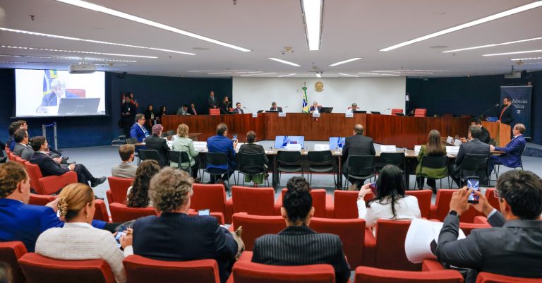 STF inicia debate sobre impactos das apostas online