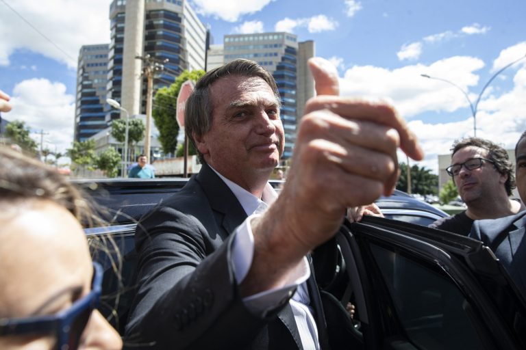 PF aponta Bolsonaro como líder de plano golpista; relatório expõe estratégia
