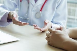 TST rejeita recurso que alegava dispensa discriminatória durante tratamento de câncer