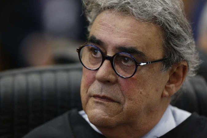 Proteção a motoristas de aplicativo é essencial, diz presidente do TST em audiência no STF