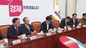 2024 12 06t023050z 1 Lop510906122024rp1 Rtrmadp Baseimage 960x540 Southkorea Politics Party Leaders.jpeg