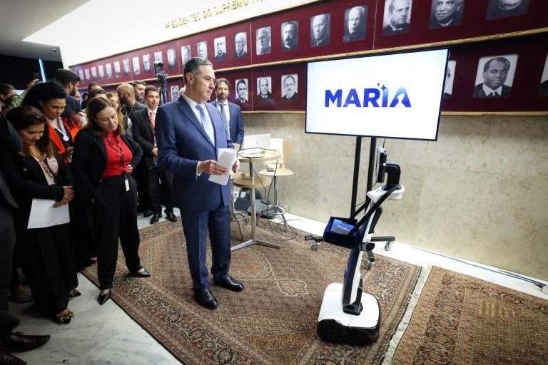 STF apresenta MARIA, ferramenta de inteligência artificial generativa que fará resumo de votos e análise inicial de processos