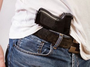 STF declara inconstitucional limitação ao porte de armas para policiais do Judiciário e MP