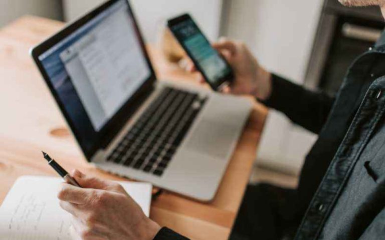 Advogado e cliente são flagrados manipulando depoimentos no WhatsApp em ação trabalhista e são condenados por litigância de má-fé