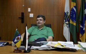 No plantão do STF, prefeito tenta mas não consegue aval para 'terceiro mandato'