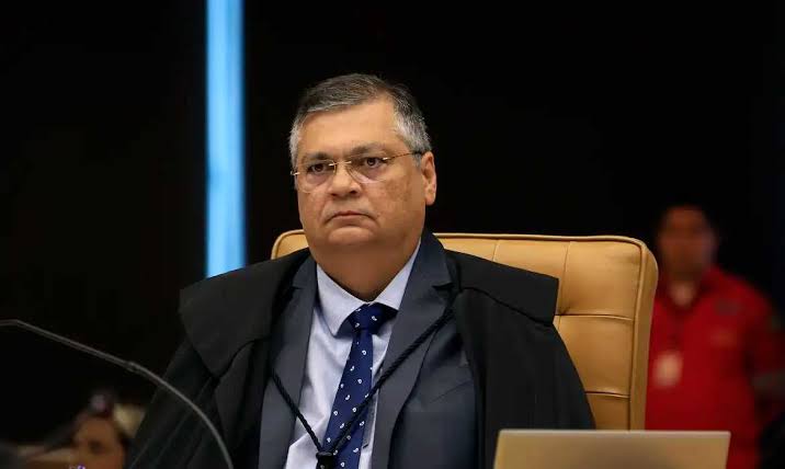 Dino libera parte das emendas parlamentares para cumprimento do piso constitucional da saúde