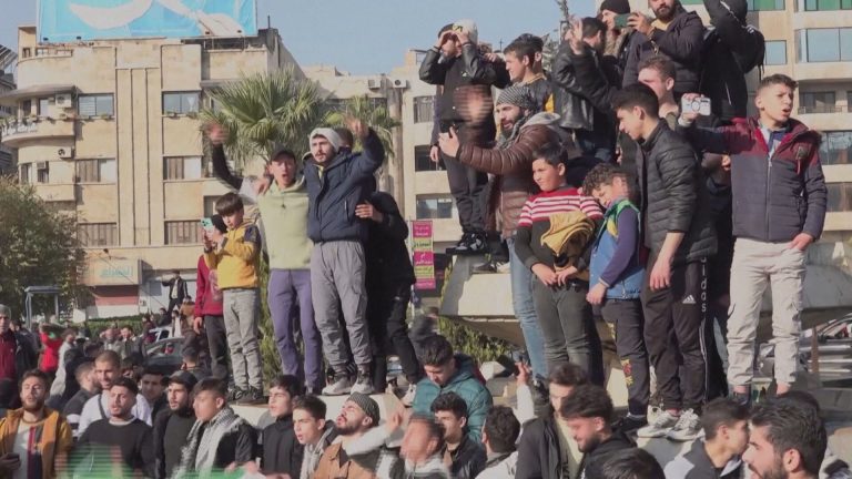 Moradores Aleppo.jpeg