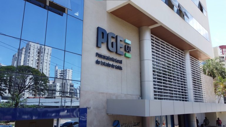 Goiás prioriza conciliação e deixa de judicializar dívidas tributárias de até R$ 500 mil