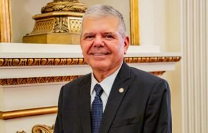 Presidente do TJPE recebe convite para possa da nova diretoria da OAB-PE