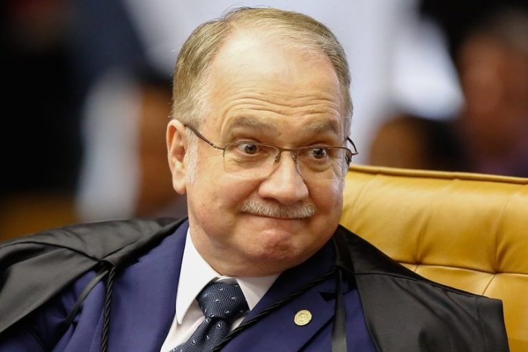 STF restabelece corte acima do teto salarial para auditores em São Luís