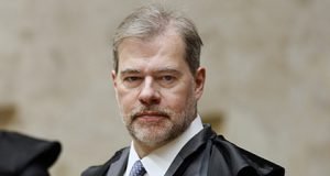 STF avaliará inclusão de alunos EAD no programa Pé-de-Meia Licenciaturas