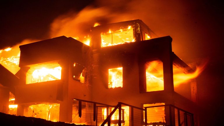 Casa Incendios California E1736448287290.jpg