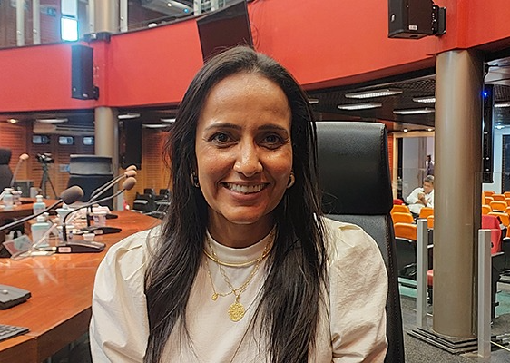 Vereadora reeleita em Pará de Minas (MG) permanecerá no cargo até decisão final sobre cassação