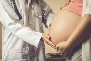 TRF-1 garante prioridade a advogadas gestantes, lactantes e adotantes em audiências e sustentações orais