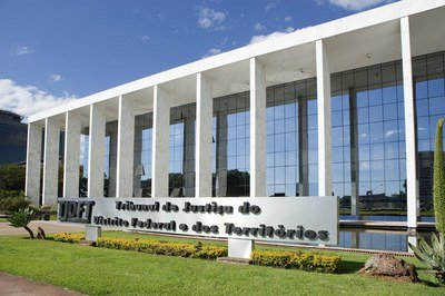 TJDFT determina indenização de R$ 17 mil a aluno por falha em coibir bullying
