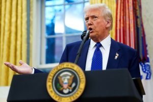 1739581022 2025 02 12t235941z 1 Lynxmpel1b11e Rtroptp 4 Usa Trump Gabbard.jpg