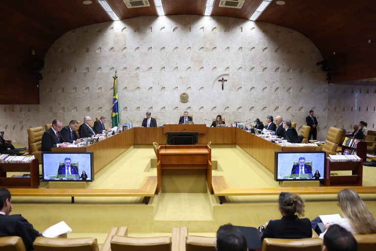 Plenário do STF declara inconstitucional a incidência do ISS sobre industrialização por encomenda